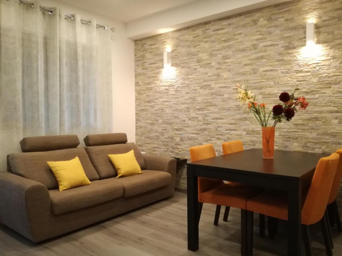 Apartament La Casa Di Ale Aci Castello Zewnętrze zdjęcie