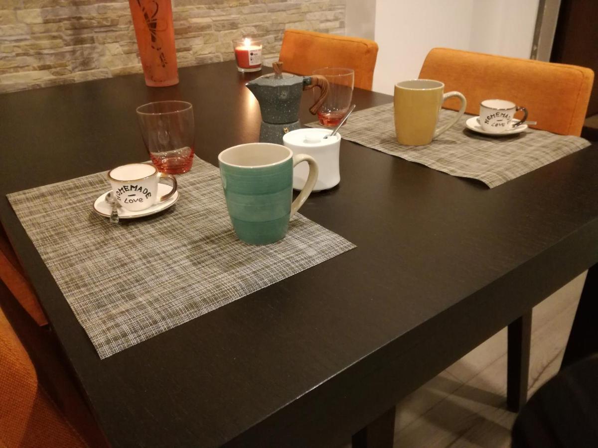 Apartament La Casa Di Ale Aci Castello Zewnętrze zdjęcie